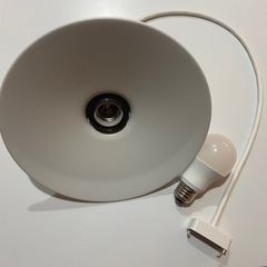 吊り下げペンダントライトの画像