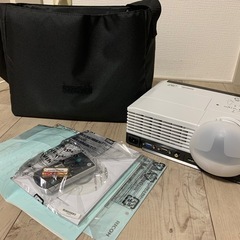短焦点プロジェクター&予備ランプのセット