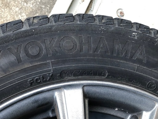 スタッドレスタイヤ・ホイールセット 4本 ヨコハマ185/65 R15　普通車