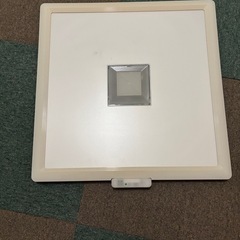 東芝　
照明器具