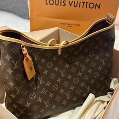ルイヴィトンの新型LV carryall