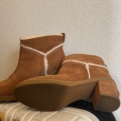 未使用に近いUGG ムートンブーツの画像