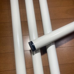 IKEAイケア　テーブルの足4本^_^！ホワイト　の画像