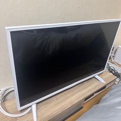 32型液晶テレビ(台付き)