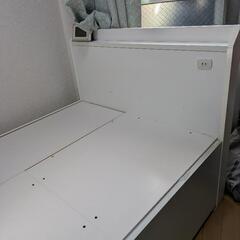 [嫁ぎ先決定]ニトリ　ベッド　引き出し４杯大容量