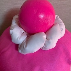 大きなアイスクリームのオブジェの画像