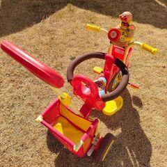 三輪車　わくわくアンパンマンごう　ピースの画像