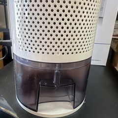 加湿器　　除湿器2点セットの画像