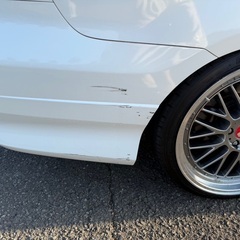 エリシオンプレステージ3.5 車高調　20アルミの画像