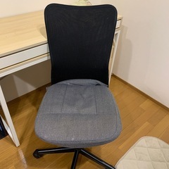 勉強机　椅子　ライトの画像