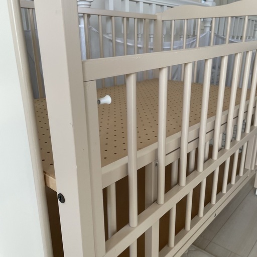 キンタロー アン ハイタイプベビーベッド ホワイト　レギュラーサイズ キンタロー アン ハイタイプベビーベッド ホワイト レギュラーサイズ