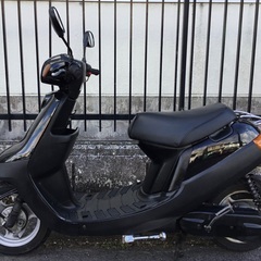 ＜動作美品＞ヤマハ・ジョグ（アプリオ）ブラック・2スト 新品交換多数（バッテリー/カウル/サイドガード/マフラーガード/ライト/サイドミラー/シート貼り替え）の画像