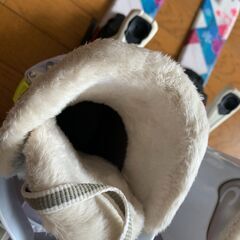 Atomic ジュニア スキーセット ブーツの画像