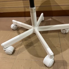 IKEA キッズ　昇降チェアーの画像