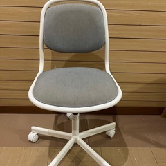 IKEA キッズ　昇降チェアー