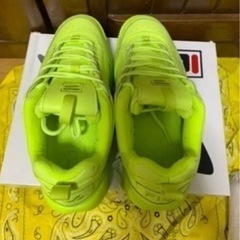 FILAスニーカーの画像