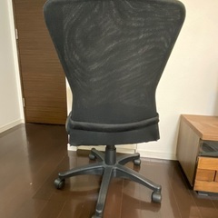 ニトリ　キャスター付きチェア　ブラックの画像