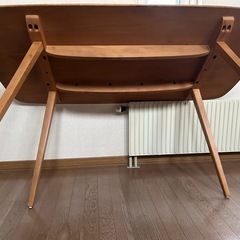 アーコール　ダイニングテーブルの画像