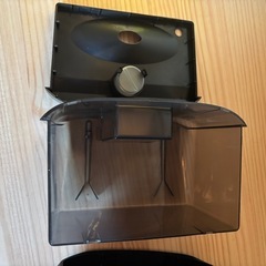 小型の除湿機2リットルの画像