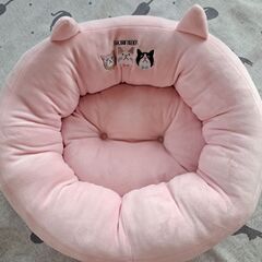 かわいい猫ベッド　2コイン（500円×2）
