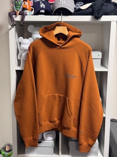 MR PORTER限定 FEAR OF GOD ESSENTIALS 限定カラー 