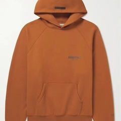 MR PORTER限定 FEAR OF GOD ESSENTIALS 限定カラー の画像