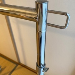 ハンガーラックの画像
