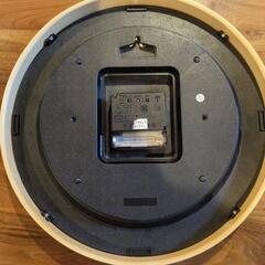 【ジャンク】壁掛け電波時計の画像