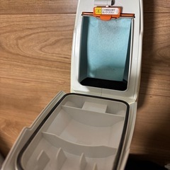 マキタコードレス掃除機充電器バッテリー紙パック (ちー) 三ヶ森の生活家電《掃除機》の中古あげます・譲ります｜ジモティーで不用品の処分