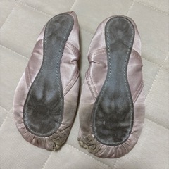 中古　チャコット  サテンバレエシューズ　21センチの画像