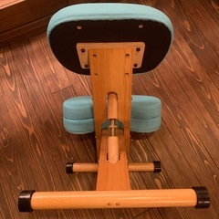 宮武製作所 プロポーションチェア バランスチェア ソーダ色 姿勢矯正 勉強椅子の画像