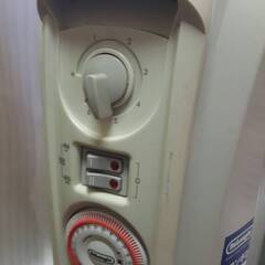 DeLonghi デロンギ DRAGON3 ドラゴン3 オイルヒーター D091549EFS ヒーター X字型フィン 動作確認済みの画像