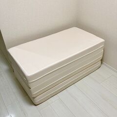 ニトリ　折りたたみ高反発マットレス　ウレタン　極厚17センチ　セミダブルの画像