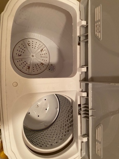 コンパクト2層式洗濯機 (しゅにっちぇる) 箕面の生活家電《洗濯機》の中古あげます・譲ります｜ジモティーで不用品の処分