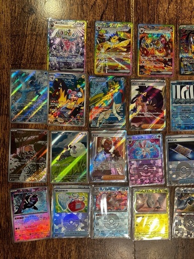 ポケモンカード引退の為　　⭐︎値下げしました。