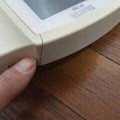 TANITA タニタ　体重計　TF-750 体脂肪率 内臓脂肪 動作確認済み (一部割れあり)の画像