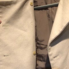 BARNEYS NEW YORKのMサイズのコートの画像