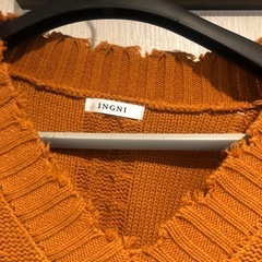 INGNIのMサイズのセーターの画像