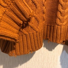 INGNIのMサイズのセーターの画像