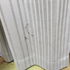 カーテンの画像