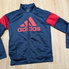 150adidasジャージの画像