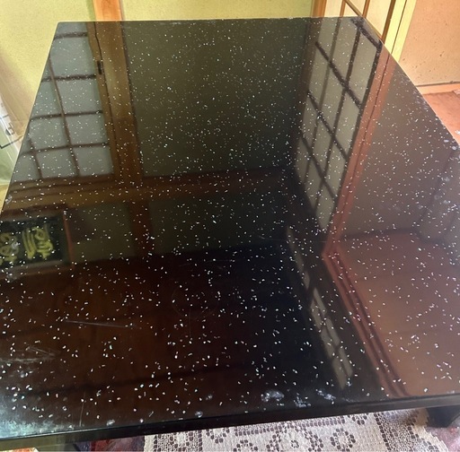 座卓黒ラメ (やれやれ) 瑞浪のテーブル《座卓、ローテーブル》の中古あげます・譲ります｜ジモティーで不用品の処分