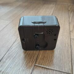【置時計】ダイソーブラウン小型の画像