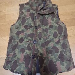 メンズ　ダウンベスト