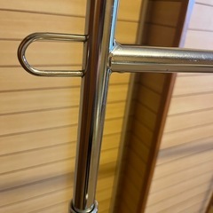 頑丈なハンガーラックの画像