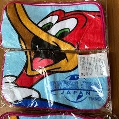 新品未開封品‼️ウッドペッカーとポケモンハンドタオルの画像