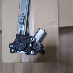 エブリイ HBD-DA17V 左フロントドアレギュレーターモーター　助手席側の画像