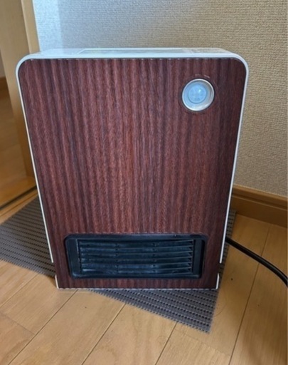 ジャンク品】人感センサー付セラミックヒーター (LUCIARX) 葛飾の季節、空調家電《ファンヒーター》の中古あげます・譲ります ｜ジモティーで不用品の処分