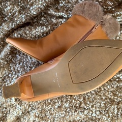 べジュブーツの画像