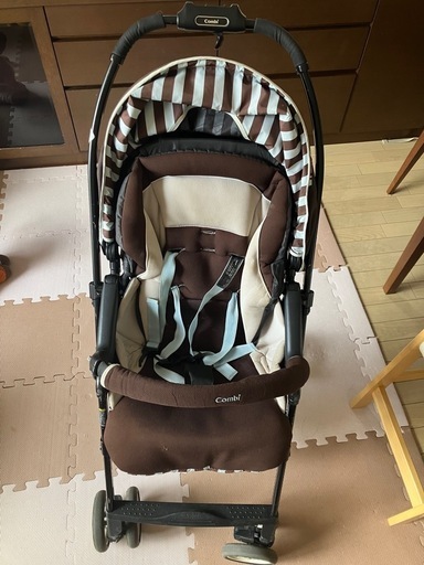 combiメチャカルファーストα2013年購入 (はる) 東京のベビー用品《ベビーカー、バギー》の中古あげます・譲ります｜ジモティーで不用品の処分